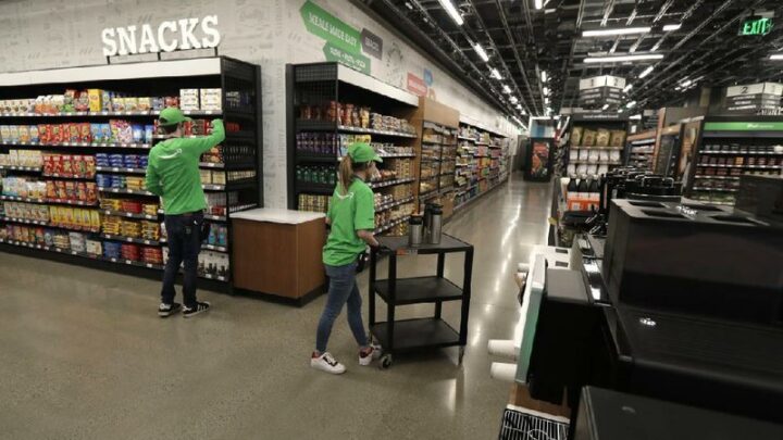 Seattle will keep enforcing hazard pay for grocery store workers