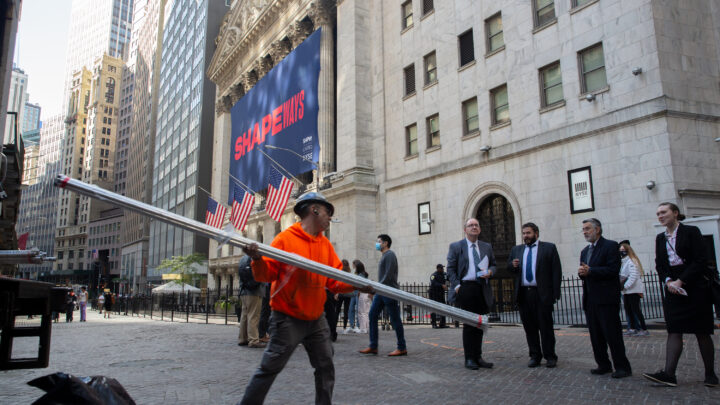 Wall Street Booms Even Amid Concerns That Jobs May Go Bust in New York