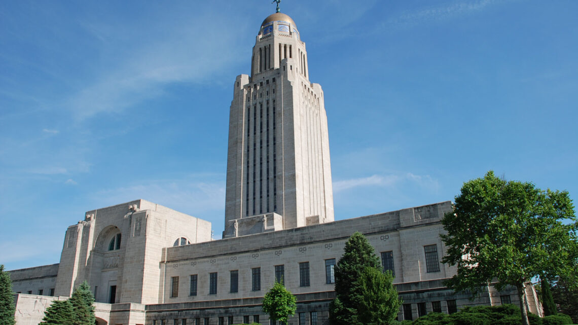 Forecast shows Nebraska state revenue continuing to rise