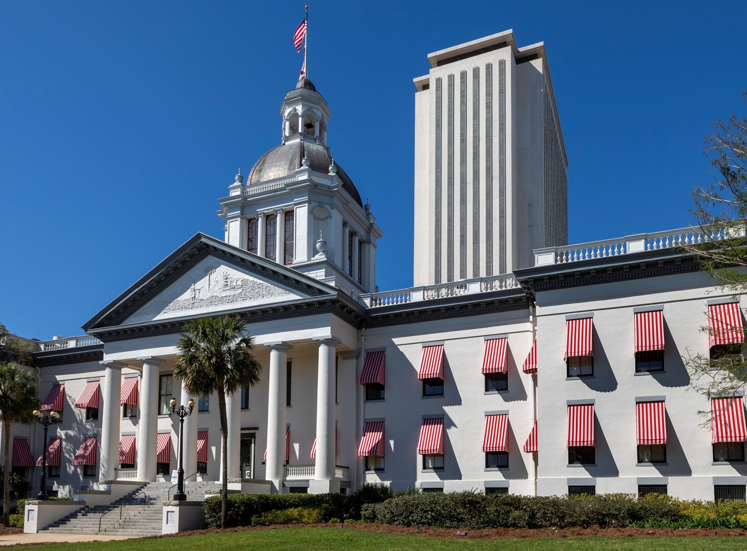 Florida lawmakers approve measure banning enforcement of vaccine mandates