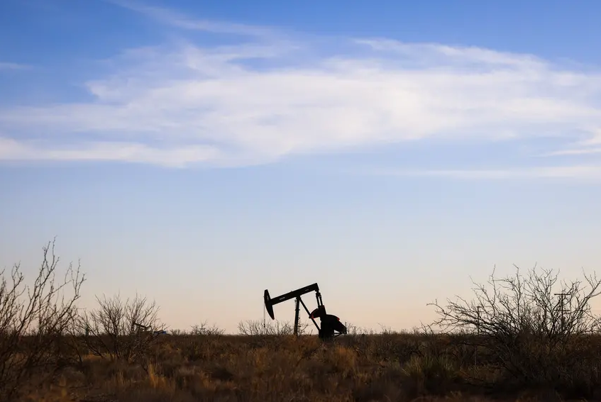 Texas lawmakers call for U.S. to ban Russian oil imports and increase domestic production