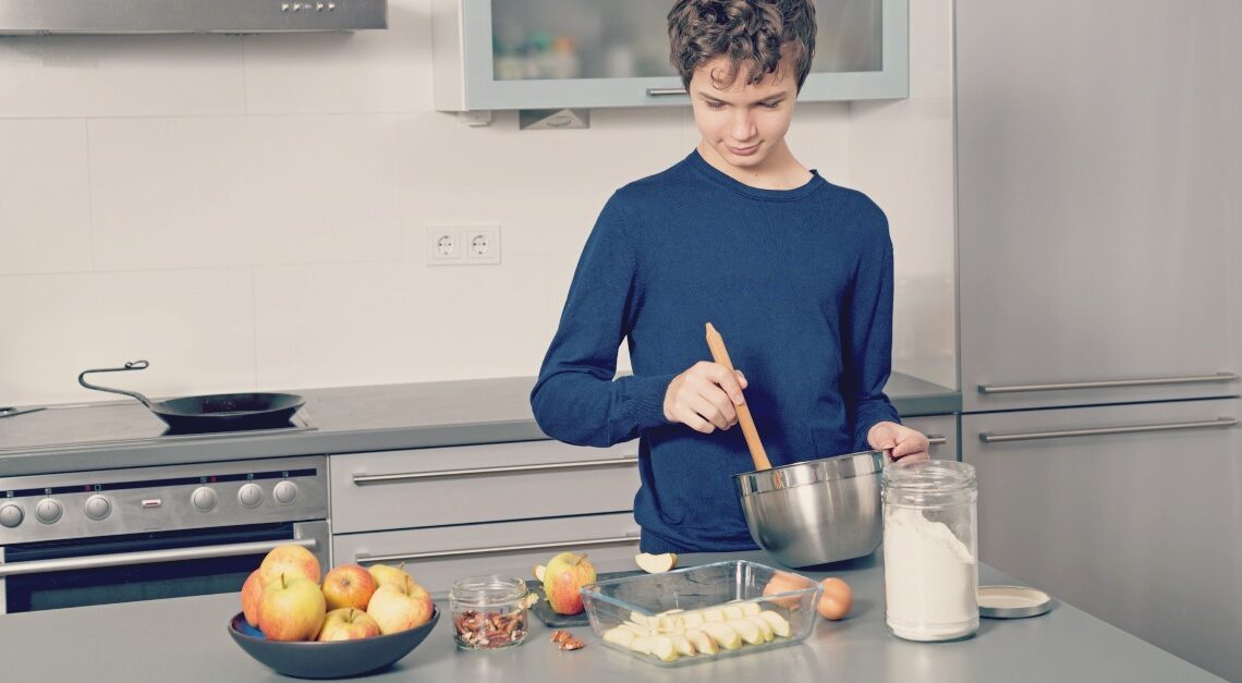 3 reasons your teenager might skip breakfast – don’t fuss but do encourage a healthy start